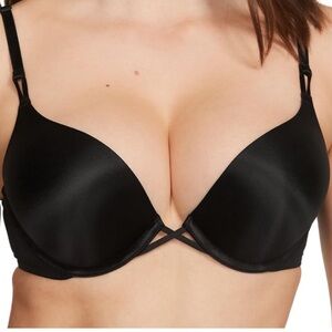 Victorias Secret Bombshell Plunge Padded Push Up Bra Black Size 34B